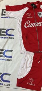 Conjunto de Pantalones Cortos para Hombre con Logotipo Bordado en Forro Polar de Poliéster Hecho a Medida, Estilo Urbano, Panel Blanco, Cierre de Cremallera - Product Image 6