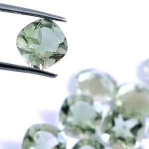 Lote al por mayor de piedras preciosas sueltas de amatista verde natural de 10x10 mm, talla cuadrada tipo cojín, facetadas y calibradas para la fabricación de joyas. - Product Image 2