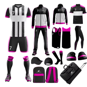 Ensemble de tenue de football personnalisée pour adultes, sublimée, noir et jaune, avec nom d'équipe, maillot, short, sac à dos, sac de sport, sweat à capuche, casquette, chaussettes, chaussures - Product Image 4