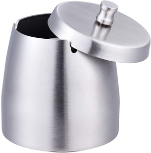 Meilleure vente de cendrier artisanal de tailles personnalisées nouveau design de cendrier métallique utilisable pour la maison et le bureau - Product Image 3
