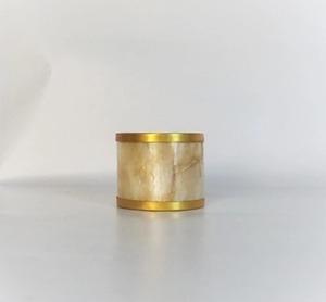 แหวนรองผ้าเช็ดปากเปลือกหอยสีรุ้งธรรมชาติ ขอบทอง ของตกแต่งโต๊ะอาหารบ้านริมชายหาด ที่วางผ้าเช็ดปากทรงหรูหราสีครีม - Product Image 4