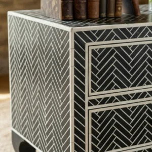Mesa de Noche Negra con Incrustaciones de Hueso y 2 Cajones, Mesita de Noche Moderna de Madera Negra con Patrón de Espiga y 2 Cajones - Product Image 2