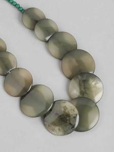 Collier en résine époxy fait main, pendentif en résine personnalisé, bijoux tendance, cadeau pour femme, design de bijoux à la mode - Product Image 3