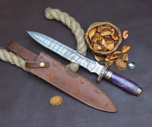 Couteaux à lame fixe, nouvelle édition haut de gamme, couteaux Dogger en damas faits à la main avec manche en résine, meilleur couteau de chasse de collection, couteau de survie - Product Image 3