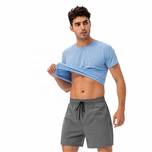 T-shirt de sport OEM personnalisé pour homme, séchage rapide, écologique, anti-plis, respirant, léger, manches courtes, couleur unie - Product Image 1
