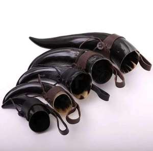 Coupe à boire artisanale en corne de buffle naturelle et écologique avec support en corne brute, style viking, imitation antique, décoration - Product Image 2