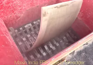 Nouvelles machines de broyage de plastique à double arbre semi-automatiques à moteur électrique de 200 CV pour tuyaux GRP - Product Image 2