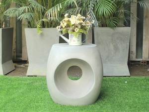 Mesa de Centro Moderna de Hormigón con Forma Redonda para Sala de Estar - Product Image 2