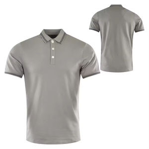 Polo homme premium uni noir, manches courtes, tissu coton respirant, coupe slim, style décontracté moderne, idéal pour l'été. - Product Image 4