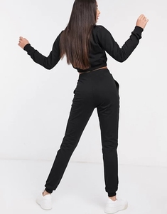 Ensemble de survêtement en molleton anti-rides noir pour femmes, 2 pièces, col rond, manches longues, couleur unie, jogging décontracté, cordon de serrage, poches latérales - Product Image 5