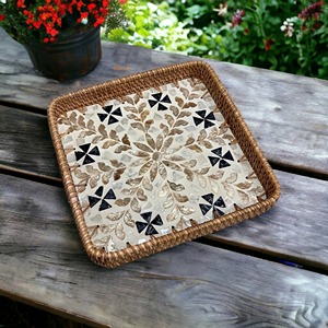 Bandeja rectangular de ratán ideal para servir de forma funcional en la mesa de comedor, para la recepción de invitados, mesa de café y uso doméstico, procedente de la India. - Product Image 3