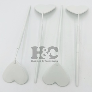 Espejo de metal al por mayor para maquillaje, herramientas para pestañas, espejo con mango de diamante Hello Kitty para extensiones de pestañas, espejo para pestañas de proveedor - Product Image 4