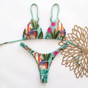 Conjunto de Bikini con Estampado Tropical para Mujer, Top Halter Cruzado, Braguita Tipo Tanga, Traje de Baño de Spandex y Poliéster - Product Image 5