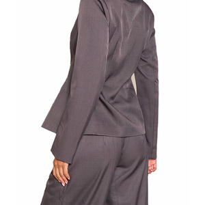 Robe Blazer Courte Grise Personnalisée pour Femme – Élégante, Décontractée, Idéale pour le Bureau – Mini-robe de Costume de Haute Qualité – Fabricant OEM/ODM en Gros - Product Image 4