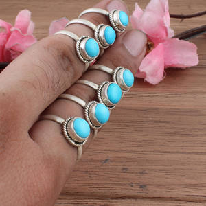 Bague solitaire classique bohème délicate en argent sterling 925 sertie de turquoise taille brillant, faite à la main, certifiée pour mariage et fête - Product Image 3