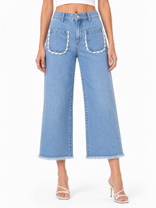 Jean en denim bleu clair pour femme, coupe palazzo décontractée, taille haute, longueur cheville, avec détails décoratifs - Product Image 1
