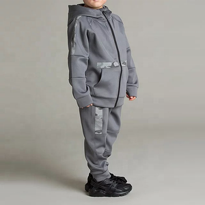 Niños Eco-Friendly cremallera al aire libre chándal para el invierno para el juego y la aventura - Product Image 1