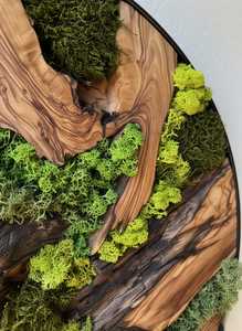 Décoration murale ronde en bois et mousse naturelle, faite à la main, pièce d'art de luxe inspirée de la forêt - Product Image 3