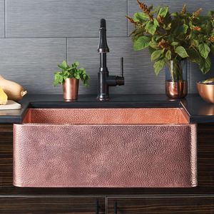 Évier de cuisine en cuivre poli, construction métallique de qualité supérieure, offre des performances durables et un style sophistiqué pour un usage quotidien - Product Image 6