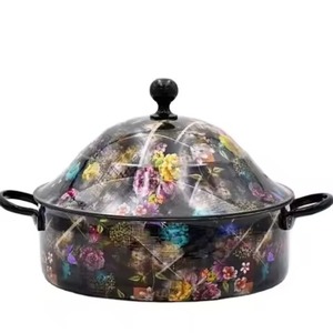 Casserole style vintage, base noire, cuivre métallique, couvercle en forme de dôme style tajine, pour service hôtelier. - Product Image 5