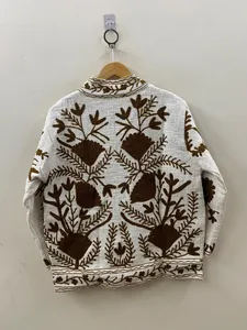 Chaqueta de algodón texturizado blanco premium con bordado floral tradicional marrón hecho a mano para mujer, elegante chaqueta Rajasthani. - Product Image 4
