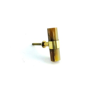 Perilla de Mueble de Cuerno de Búfalo Sólido, Fabricación de Herrajes para Muebles, Perilla de Armario Indio con Acabado de Latón para Cajón de Cocina - Product Image 4