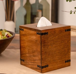 Boîte à mouchoirs carrée en bois massif moderne et durable avec support de rangement pour salon, bureau ou bureau à domicile - Product Image 3