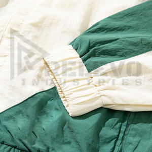 Conjunto de Pantalones Cortos Deportivos y Chaqueta Cortavientos Formal para Hombre, Diseño Personalizado, 100% Algodón, al Mejor Precio - Product Image 4