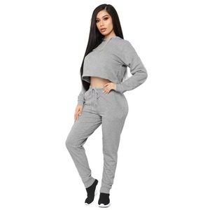 Ensemble de survêtement à capuche pour femmes, pantalon de jogging long avec poches, coupe ample décontractée, couleur unie, vêtements d'automne, matière en coton respirant - Product Image 2