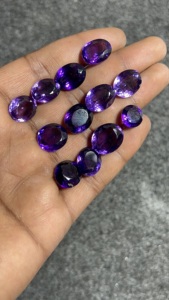 Lot de Pierres Précieuses Améthyste Violette Naturelle Facettée de Haute Qualité, Formes Mixtes, Taillées, Calibrées, pour Bijoux, Prix de Gros - Product Image 2