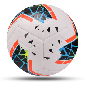Balones de Entrenamiento de Fútbol Térmicos Sin Costuras Talla 5, Material de PVC/PU/TPU de Alta Calidad, Color Personalizable, Marca LVI-S Modelo 401 - Product Image 2