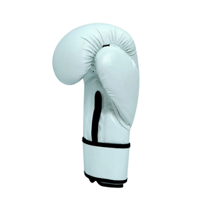 Gants d'entraînement de boxe personnalisés en PU blanc de 16 oz avec fermeture velcro au poignet, design respirant pour adultes, logo personnalisé - Product Image 4