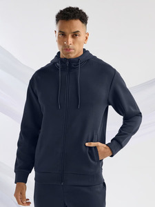 Sudadera con capucha gráfica para hombre Essentials, 100% algodón, tejido de rizo, informal, con cordón ajustable, para uso en exteriores. - Product Image 2
