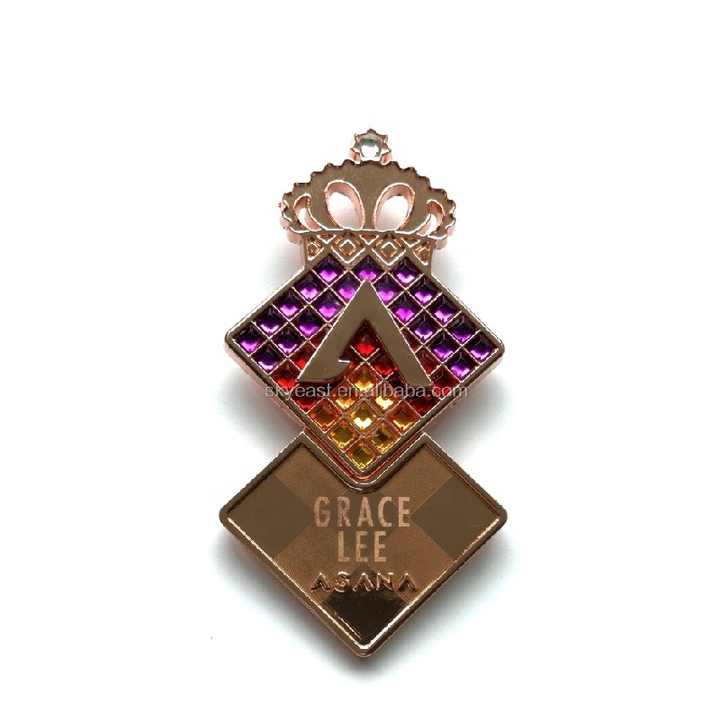 New Design Laser Name Crystal Rhinestone Rose Gold 3D Logo Magnetic Metal Badges