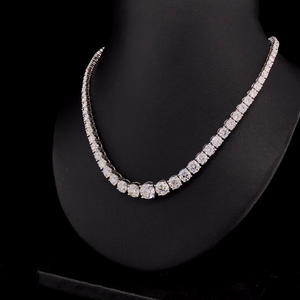 Collier en diamant, argent sterling 925, moissanite taille ronde, design élégant, bijoux fins, accessoire intemporel, fabriqué avec - Product Image 2