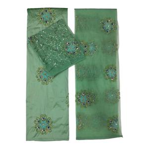 Tela de Alta Calidad 100% Poliéster Ecológica para Niñas, Diseño Nigeriano George Wrapper con Cuentas Doradas, Peso Medio - Product Image 5