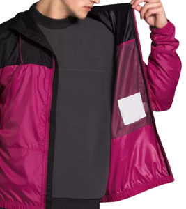 Veste coupe-vent légère à capuche pour homme, imperméable, de qualité supérieure, avec logo personnalisé sur le devant, idéale pour la randonnée - Product Image 3