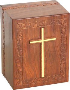 Urne funéraire chrétienne en bois sculptée avec croix, boîte commémorative en bois naturel, porte-cendres funéraires, hommage religieux, souvenir - Product Image 2