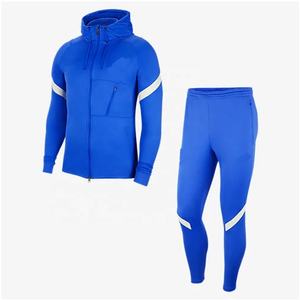 Conjunto Deportivo Personalizable Unisex de Talla Grande para Invierno 2022 con Logotipo, 100% Algodón Felpa, Resistente al Viento y Ligero - Product Image 3
