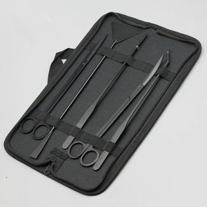 Juego de herramientas de 5 piezas para acuario, color negro, con pinzas de mango largo, tijeras y herramientas de recorte, en estuche de transporte. - Product Image 1