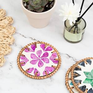 Sous-verres classiques faits à la main en rotin avec bordure en nacre colorée, résistants à la chaleur, écologiques, légers et luxueux - Product Image 6