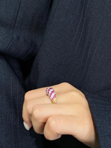 แหวนเพชรและทับทิมเพาะเลี้ยง 7 แถว ดีไซน์ Eternity Band ทองคำแท้ 14K 18K ประดับเพชรแบบ Pave แหวนค็อกเทลสำหรับผู้หญิง เครื่องประดับหรูหรา - Product Image 6