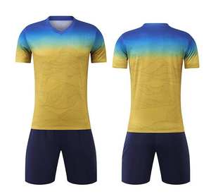 Créez votre propre uniforme de football personnalisé avec un design dégradé, incluant des maillots de sport, de baseball et de football. - Product Image 4