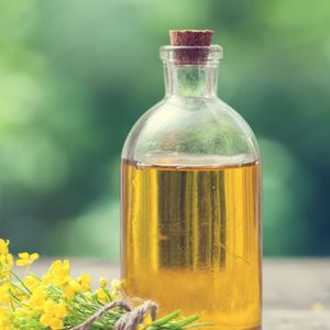 Aceite de Colza/Canola RBD 2026 a Granel, Crudo y Refinado, con Alta Pureza 99%, Aceite Fraccionado de Primera Calidad, Envase de Plástico y Vidrio - Product Image 2