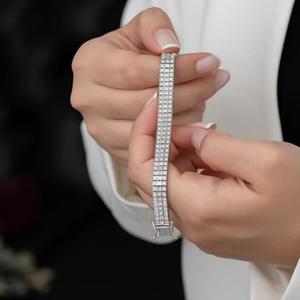 Pulsera de tenis de plata de ley 925 con diamantes de talla princesa de triple fila, cadena de mano de lujo con pavé, joyería fina elegante para mujer - Product Image 3