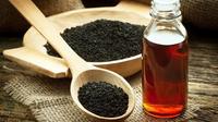 Minyak Biji Hitam India Alami untuk Pertumbuhan Rambut Melembapkan Kulit Kepala Menumbuhkan Kembali Rambut Sehat Ekspor Massal India dengan Harga Rendah