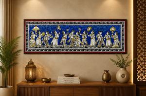 Artisanat traditionnel indien Pattachitra, représentant le Seigneur Krishna en procession royale, de forme rectangulaire, d'origine Orissa, pour la décoration murale intérieure du salon. - Product Image 6