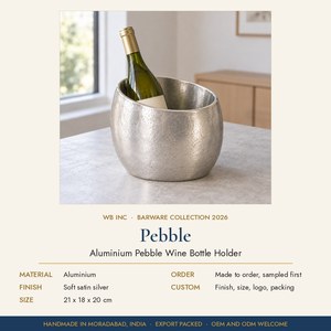 Soporte para Botellas de Vino de Aluminio Fundido Hecho a Mano, Forma de Guijarro, Inclinado, Decoración de Bar Moderna y Orgánica - Product Image 2
