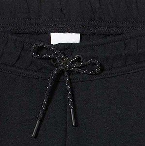 Shorts Bermuda Homme Noir Uni à Taille Élastique avec Poche Zippée Style Sport Décontracté en Polyester Tricoté Respirant Taille Mi-Haute - Product Image 2