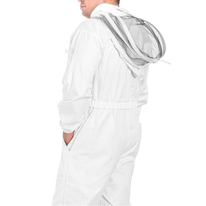 Combinaison d'apiculture Air-Logic ventilée pour une expérience confortable, fabriquée au Pakistan, en matériau doux et durable pour les professionnels. - Product Image 6